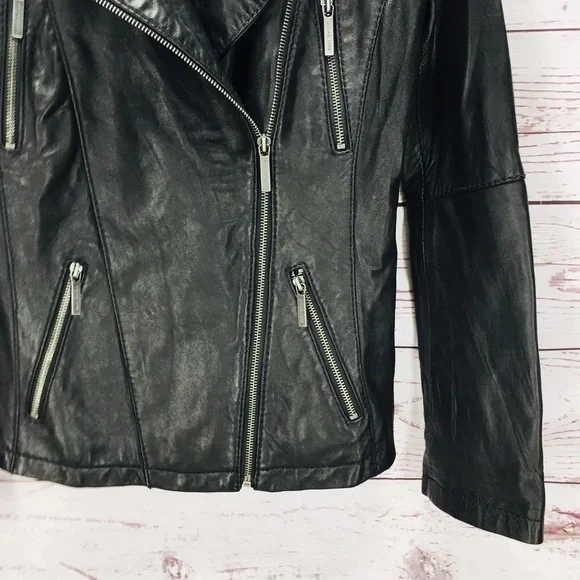Michael Kors Women's Black Leather Biker Moto Jacket Zip Pockets Size S - Picture 4 of 10